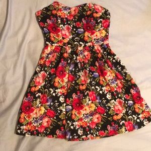 Forever 21 Floral 👗